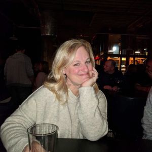 Meet your Posher, Robin